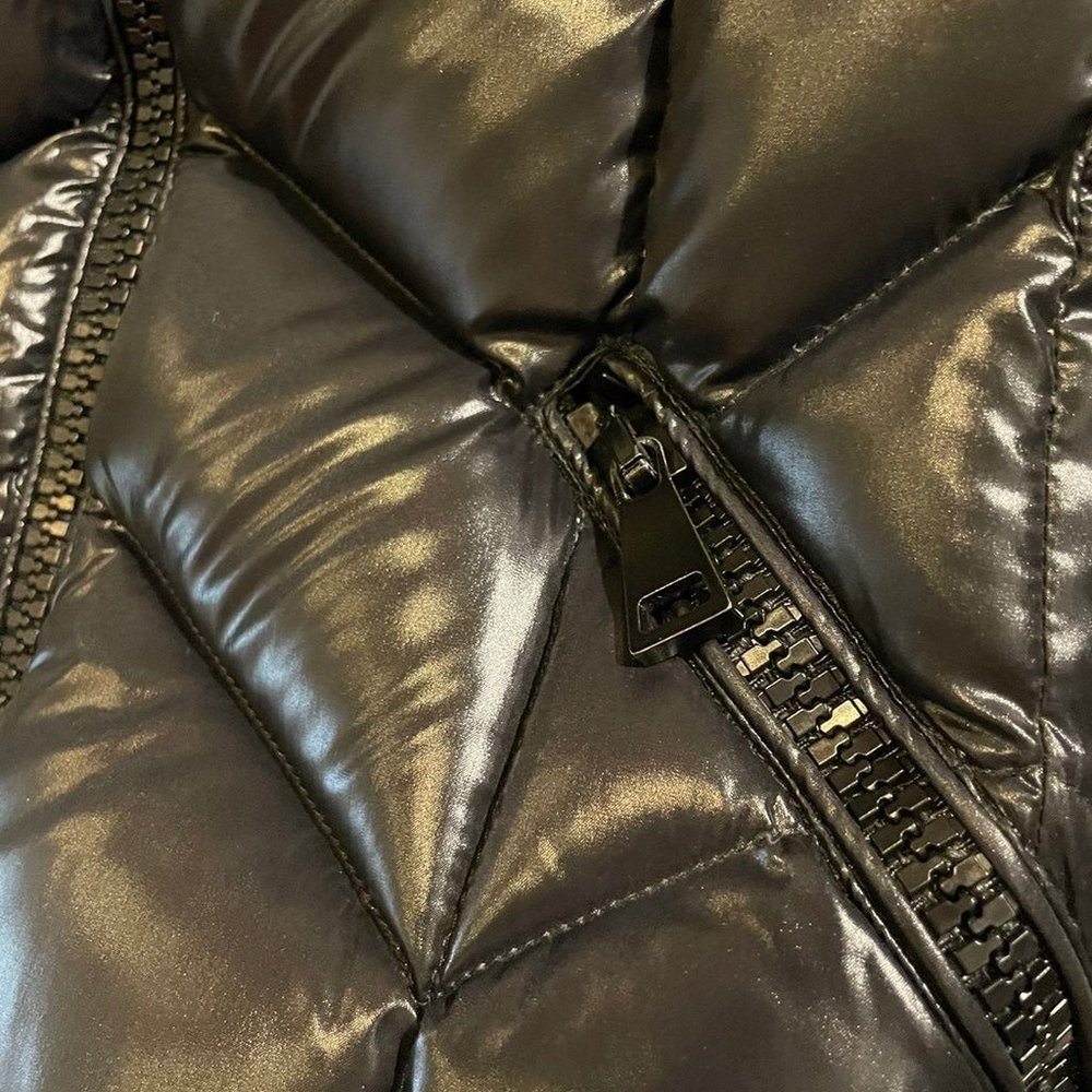 Moncler down jacket - Picture 7 of 11